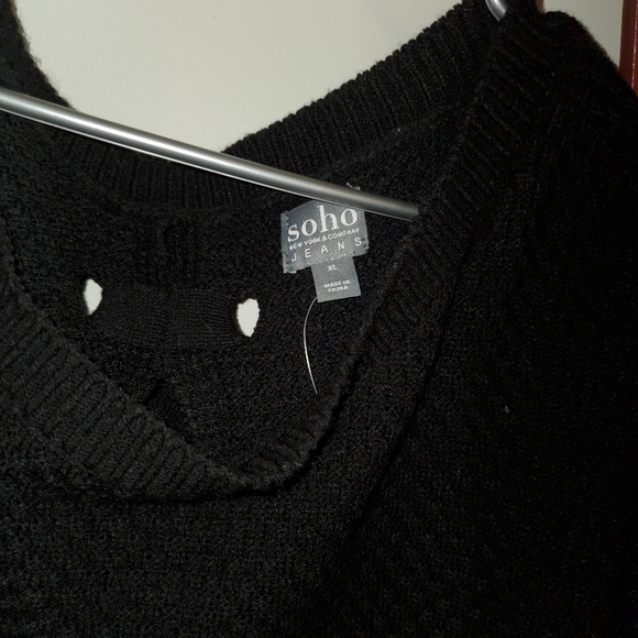 Sweater - Picture 2 of 3